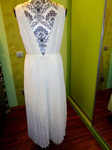 Luxusní dlouhé bílé plisované šaty asos, 40