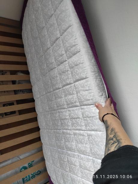 Dětská postýlka 140x70 s matrací a veškerým příslu, šířka (cm): 70,délka (cm): 140