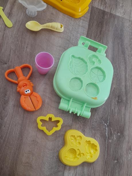 Vykrajovátka na modelínu, play doh,