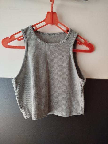 Top zn. shein vel.36, 36