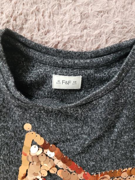Slabý svetřík s flitry vel. 6-7 let, h&m,122