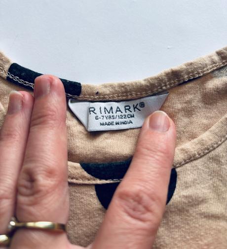 Ob/ šaty tmavě béžové - v.6/7 let, primark,122