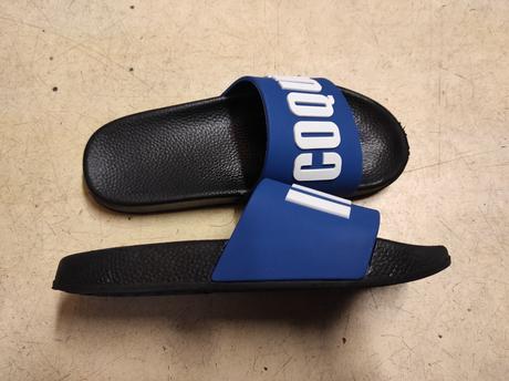 N2640b/4    klapky coqui vel. 33, coqui,33