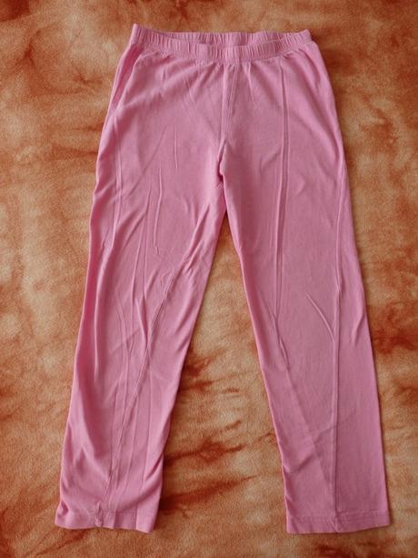 Pyžamko s kraťasy i dlouhými kalhotami 122/128, sanrio,122