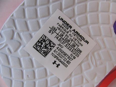 Dámské, dívčí plážové žabky lososové barvy v.37,5, under armour,38