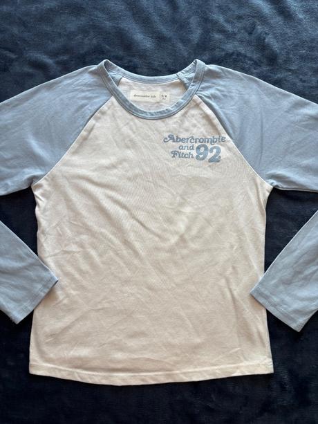 Triko dívčí - v.9/10 let zn. abercrombie kids, abercrombie&fitch,140