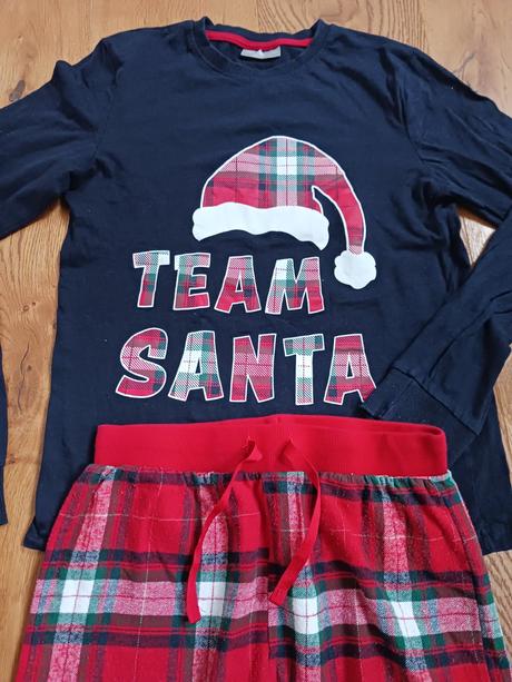 Pyžamko č.146/152, 146