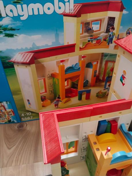 Playmobil školka,