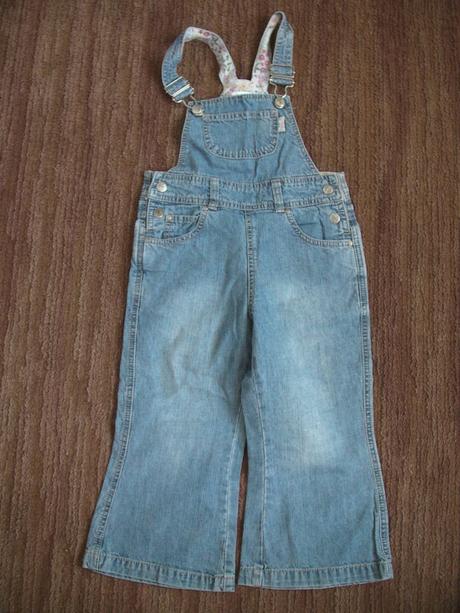 Krásné kalhoty s laclem h&m vel. 104-110, h&m,104