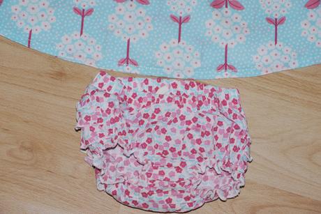 Saticky a kalhtotky pres plenu vel.68, h&m,68