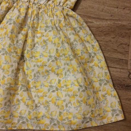 Bohaté bavlněné šaty s citróny, 116