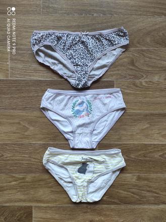 Spodní kalhotky, 134