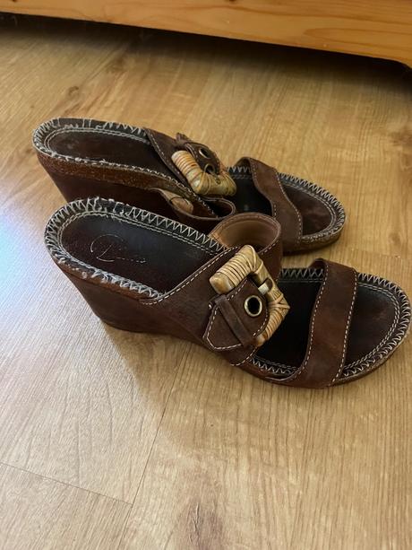 Kožené boty na klínu, baťa,37