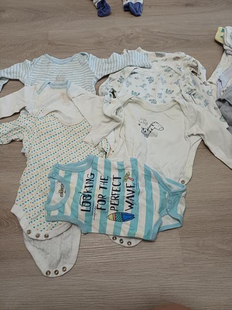 Mix oblečení 33ks, 50–62