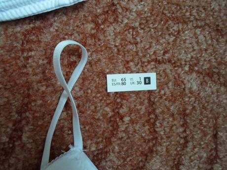 Bílá dívčí podprsenka 65b, 65b