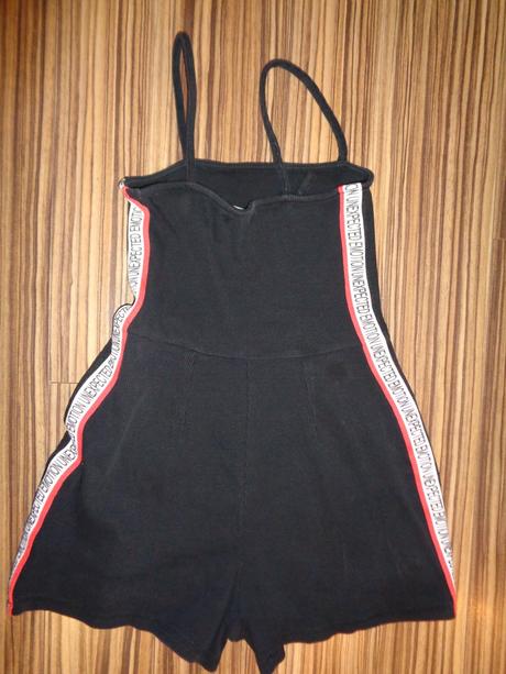 Luxusní černý letní overal bershka, 164