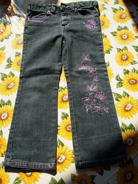 Rifle holčičí s vyšíváním vel.4 - 5 let, girl2girl,104