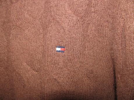 Krásný vlněný hnědý svetr th., tommy hilfiger,l