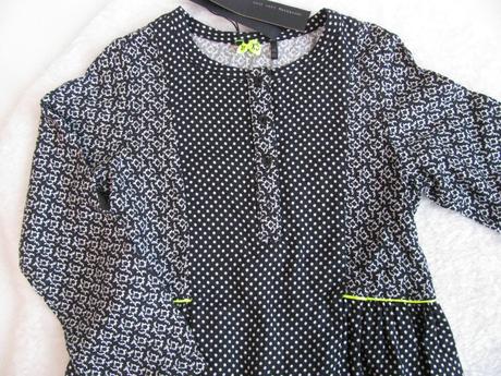 Dívčí černobílá tunika zn.ikks, 104