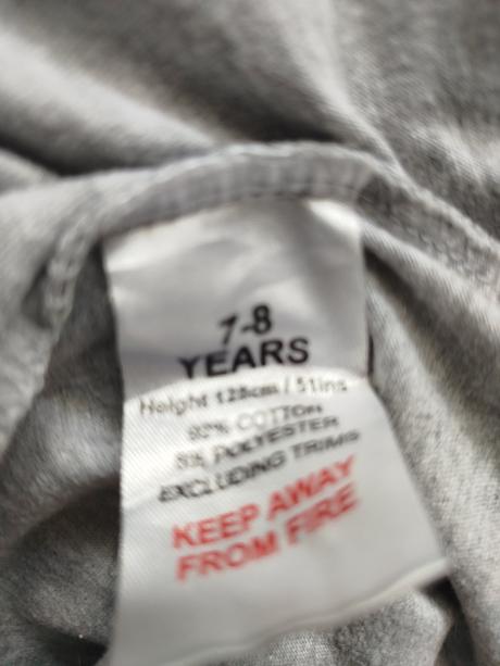 Tričko zn. jurassic world vel.128, 128