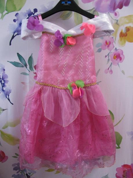 Karnevalové šaty krásná princezna,