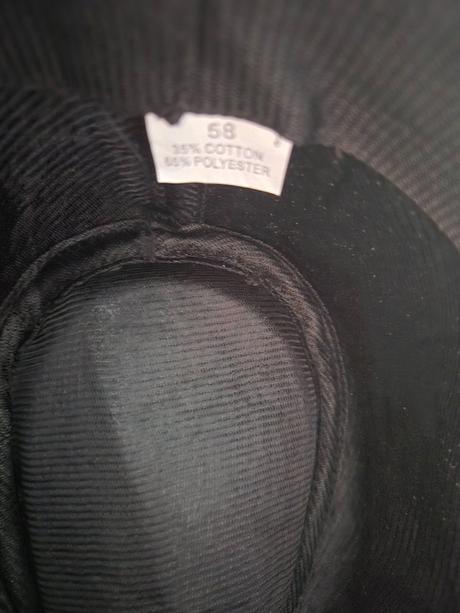 2x klobouk vel 56, 58, 56