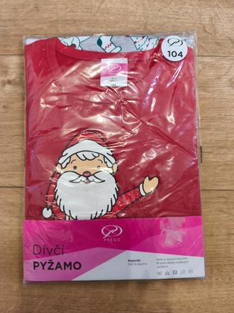 Vánoční pyžamo, 104