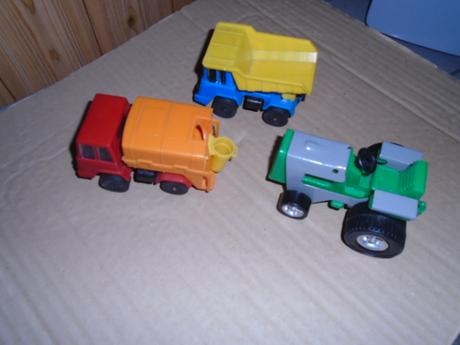 Retro auto traktor popelář náklaďák,