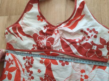 Oranžové šaty, 40