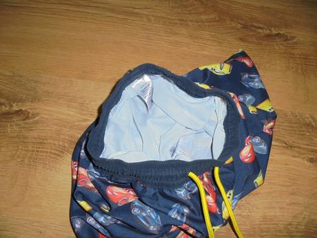 Plavkové kraťasy vel. 104, disney,104