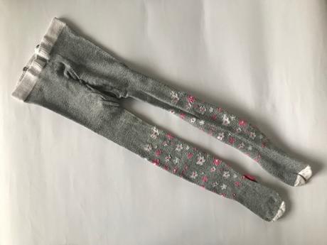 Punčocháčky s kytičkami, 116