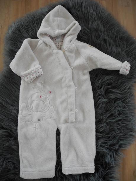 Chlupatá kombinéza, 68