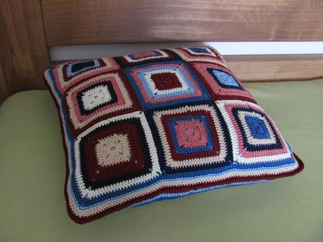 Háčkovaný povlak na polštář, 