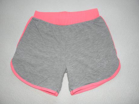 Dívčí kraťasy zn. ecrin vel.140, 140