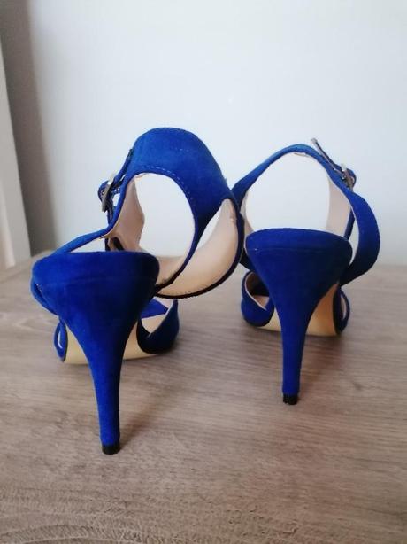 Sandálky s přezkou, f&f,36