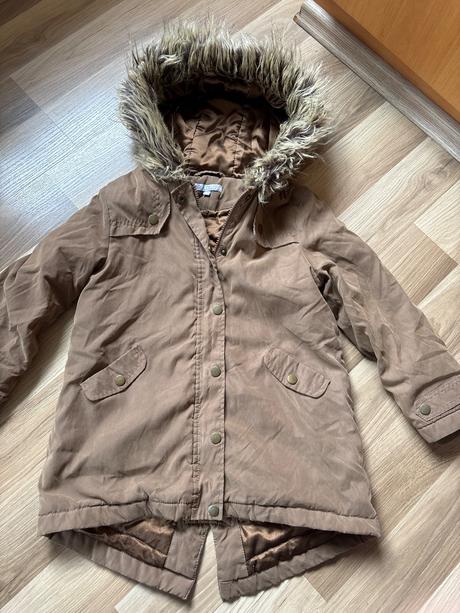 Přechodová parka, 128