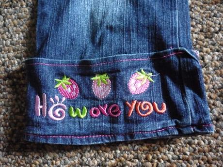 3/4 džíny rifle bermudy s jahůdkou vel 110-116, 110