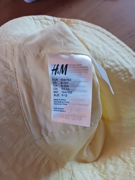 H&m klobouček č.134/152, h&m,134