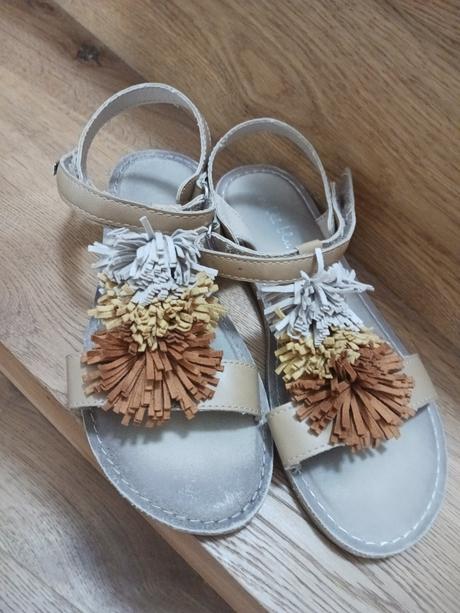 Sandálky č.32 pohodlné top stav., 32