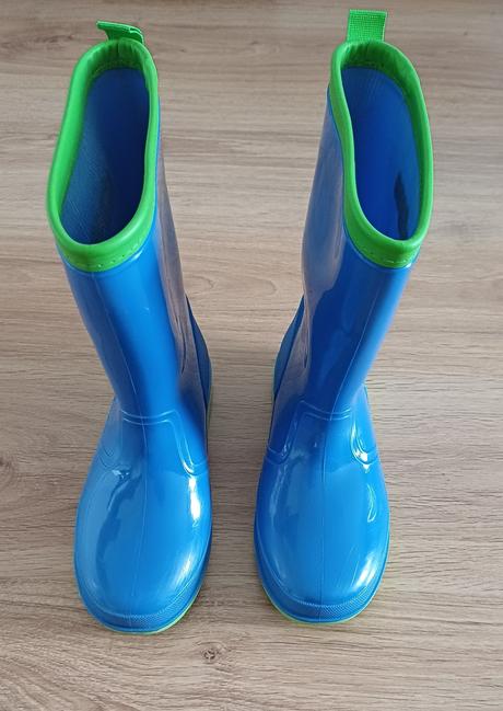 Holinky aquos, 35