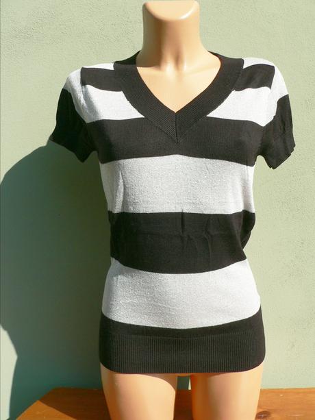 Černo stříbrný svetřík top vesta risoe - vel. s, s