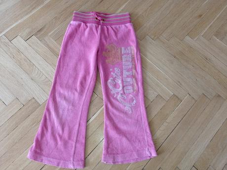 3x sametové tepláky 4-5 let, 104–116