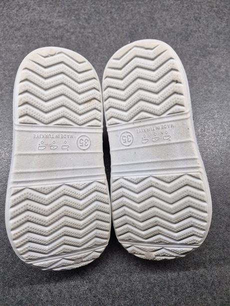 Klučičí boty k vodě 35, 35