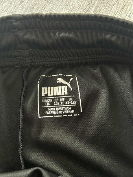 Prodám dětské kraťasy puma vel.152, puma,152