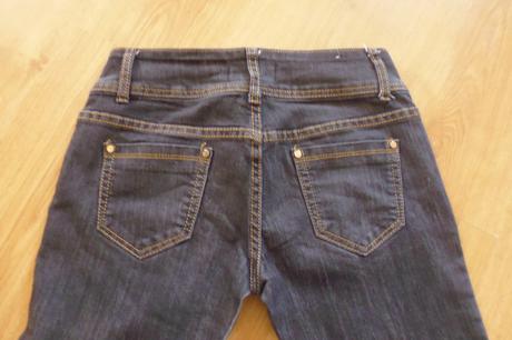 Džíny, 38