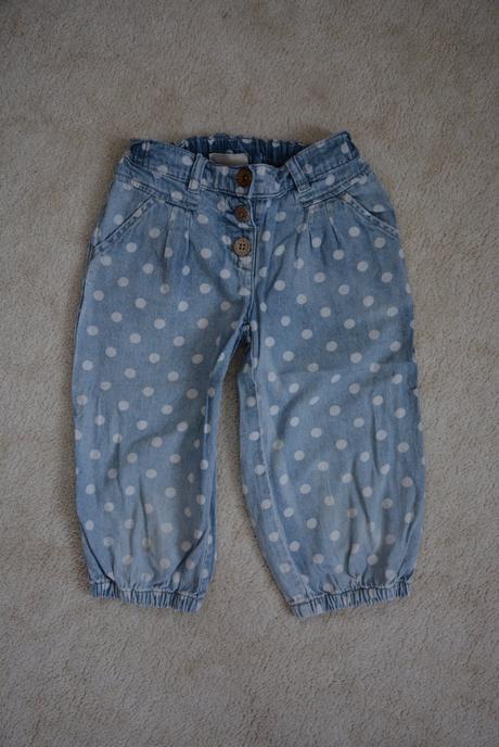 Džínové 3/4 kalhoty s puntíky, next,116
