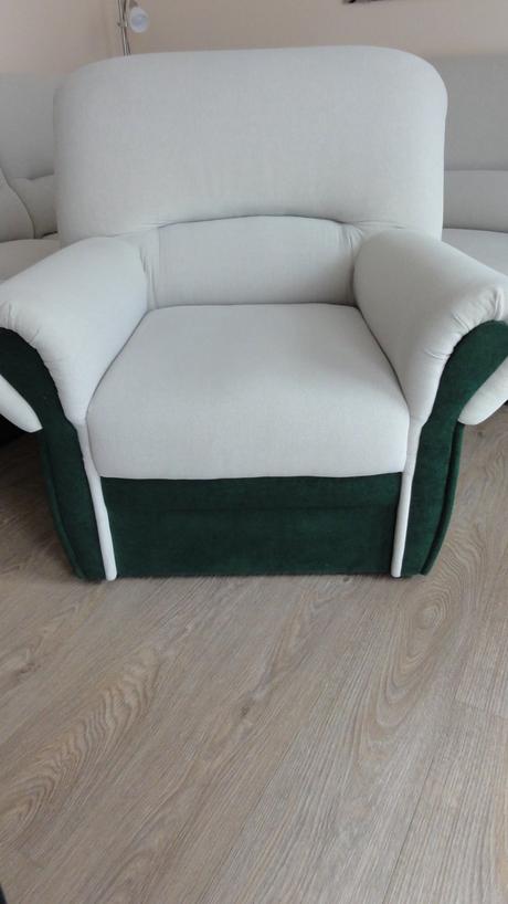 Rohová sedací souprava a křeslo, 