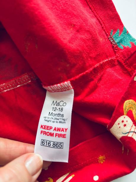 Ob/ šaty vánoční- v.12/18 měs., 86