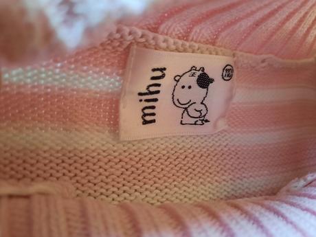 Pruhovaný svetřík, 104