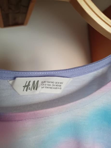 Duhové tričko delfín h&m 134/140, h&m,140